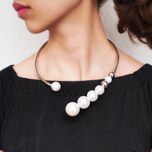 Load image into Gallery viewer, Faux Pearl Choker Necklace
