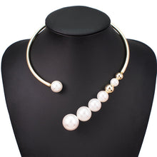 Load image into Gallery viewer, Faux Pearl Choker Necklace
